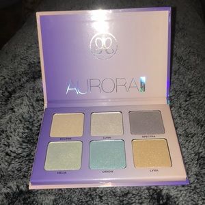 ABH Aurora Glow Kit🌟
